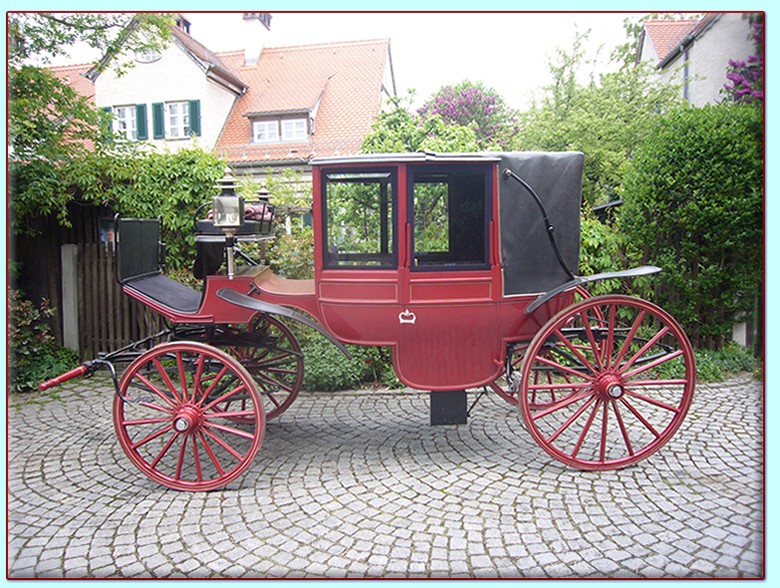 roter Glaslandauer Kutsche der Kutscherei Hans Holzmann in M&uuml;nchen Schwabing